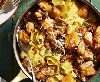 Pumpasås med pasta