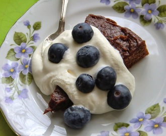 Dadelbanankladdkaka - helt vegan och även glutenfri