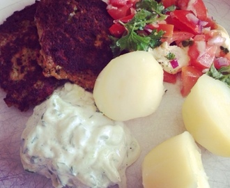 Broccolifritters med tzatziki