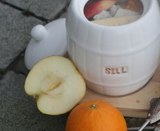 Inlagd sill med äpple, clementin och kanel