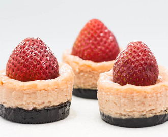 Strawberry-Oreo Cheesecakes