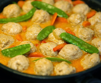 Chicken red curry