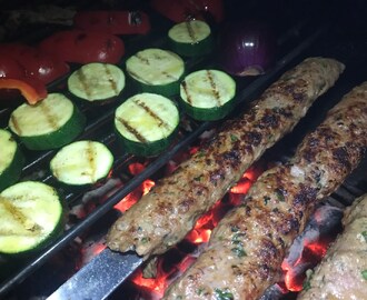 Grillade Turkiska Kebabspett med Ezme