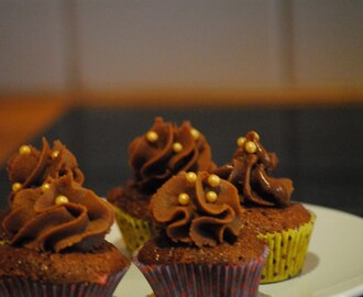 Minicupcakes med smak av polka och nougat