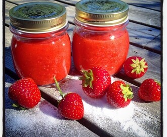 Vaniljsmakande jordgubbssylt