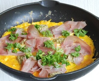 Omelett med kronärtskockspesto