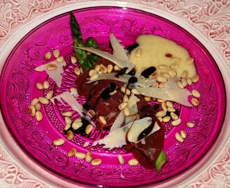 Sparris och bresaola med tryffelmajonnäs
