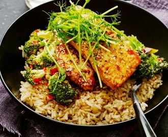 Sojastekt tofu med broccoli och chili