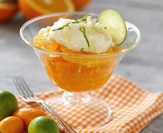 Citrussallad med mandelgrädde