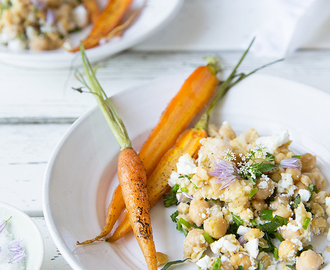 Chunky chickpea mash with maple roasted carrots