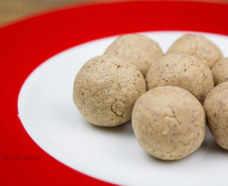 Gingerbread Protein Cookie Dough Balls