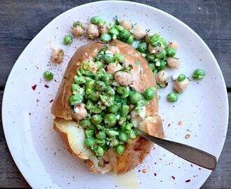?ⓛⓘⓝⓐⓛⓐⓖⓐⓡⓜⓐⓣ? on Instagram: “▪️Ärtröra▪️ Fyra basvaror vi alltid har hemma är frysta gröna ärtor, hemmagjord majonnäs, dijonsenap och nötter/frön. Ofta blandar jag…”