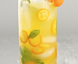 Kumquats cocktail