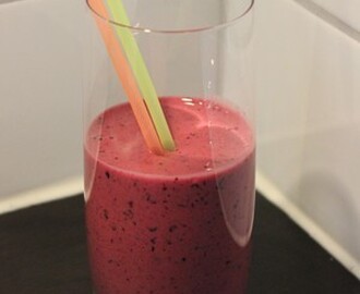 Hallon och blåbärs Smoothie