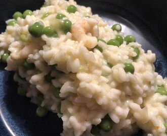 Risotto med rejer og ærter – en dejlig klassiker - Det italienske køkken | Risotto, Risotto opskrifter, Opskrifter