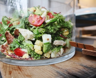 Min egen Cobb's salad med massor av gott!