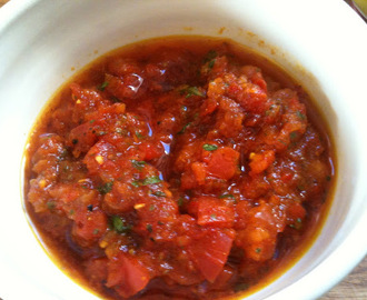 Tomat och chilisalsa