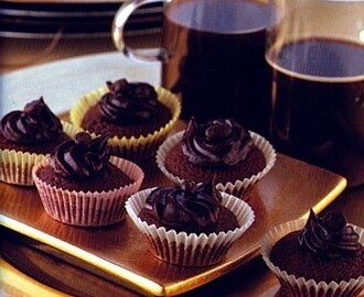Minimuffins med choklad och ganache