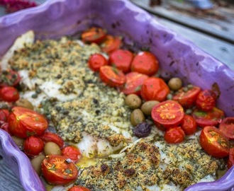 Gratinerad torsk med tomater och kapris