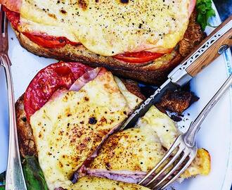 Croque monsieur med rökt skinka