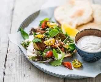 Falafel med tahinisås och tabbouleh