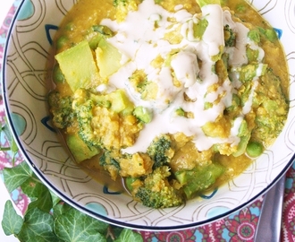 Linsgryta med Broccoli, Ärtor och Tahini