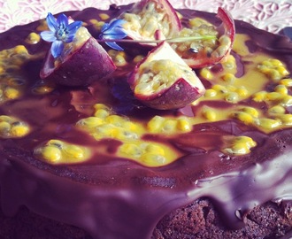 Chokladtårta med passionsfrukt