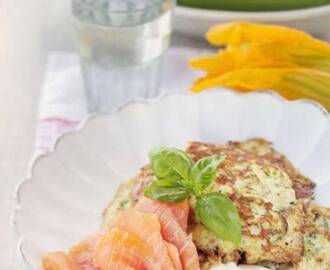 Zucchiniplättar med rökt lax