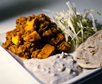 Indisk gryta med linser och sötpotatis (Vegan)