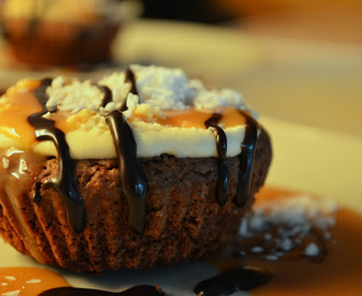 Chokladcupcakes med kokos och kola