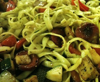 Grön pasta med chorizo