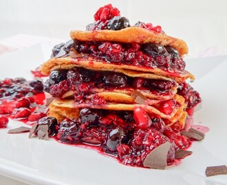 Berry Sauce Pancakes