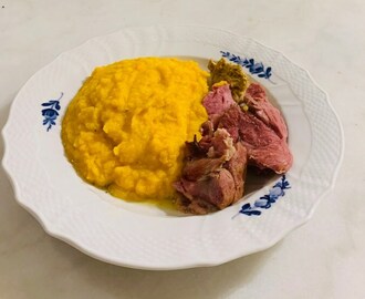 Rotmos med fläsklägg recept