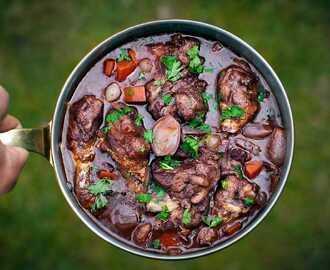 Coq au vin - Tareq Taylors recept