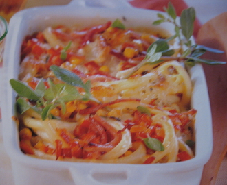 Pestokryddad gratäng med pasta