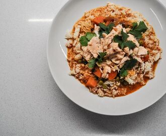 Thailänsk röd curry med limebakad lax