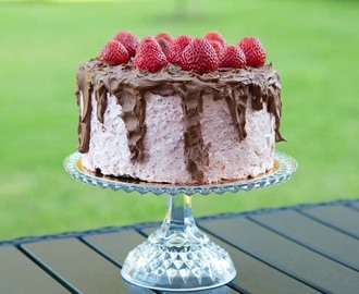 Strawberry chocolate cake (LCHF)