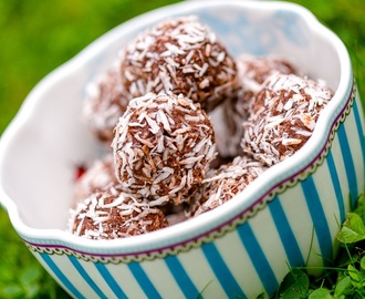 Chokladbollar / Ketobollar