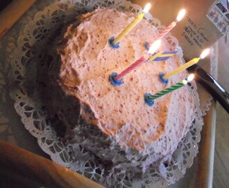 One birthdaycake.