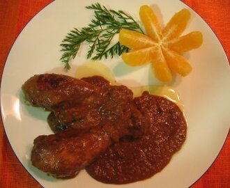 Pollo con salsa de chocolate ( Kyckling med chokladsås)