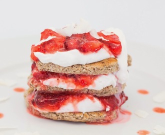 Coconut Pancakes with Coconut Cream and Strawberries