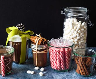 Homemade Hot Cocoa Mix: Plain, Peppermint, and Mexican Chocolate Variations