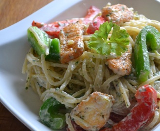 Veckans vegetariska: Spaghetti med halloumi och paprika