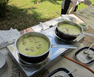 Kyckling i grön curry med kokosmjölk