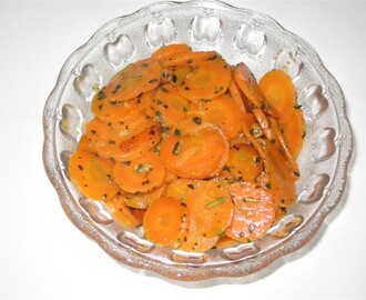 Morötter med smak av vitlök & örter