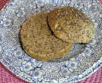 Supernyttiga, glutenfria lågkolhydratbullar - goda till frukost, mellanmål eller på utflykten