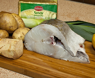 Kokt torsk med skirat smör och pepparrot