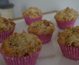 Rabarbermuffins med crumble