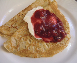 Mumsiga glutenfria frukostpannkakor med durramjöl