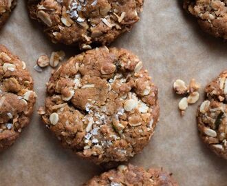 Anzac biscuits with burnt butter, honey and rosemary